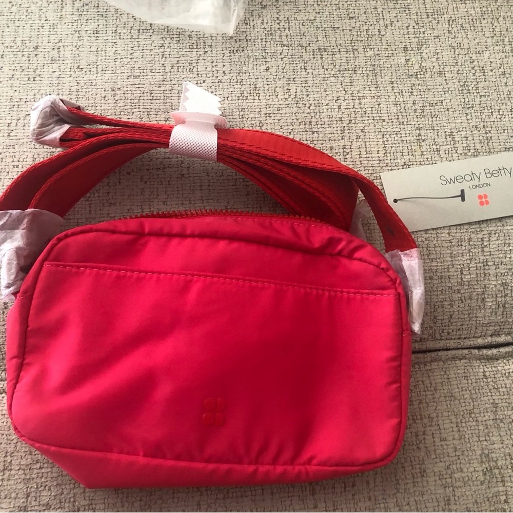 NWT, Sweaty Betty crossbody bag